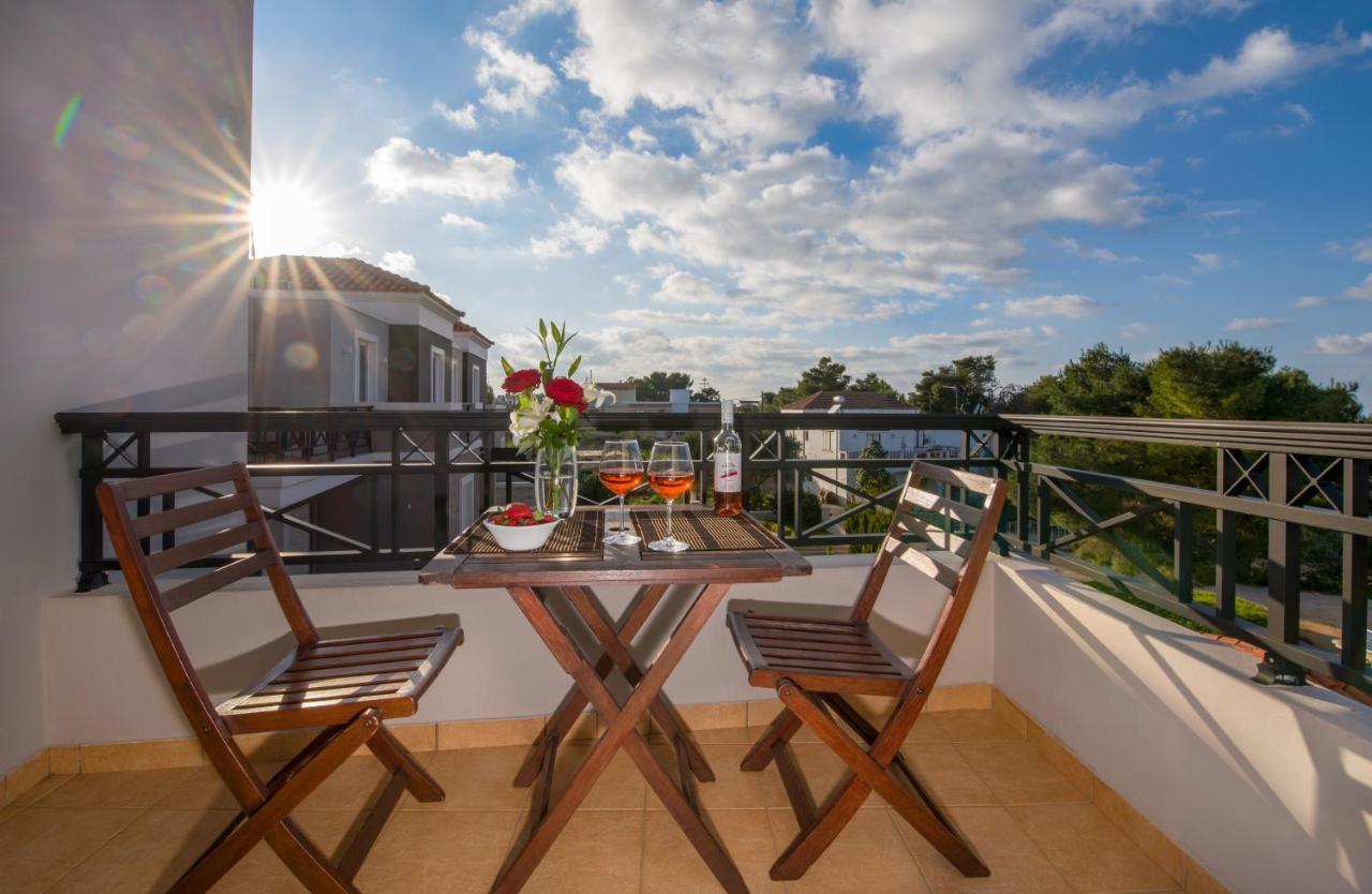 Artdeco Luxury Suites Korakiaí Kültér fotó